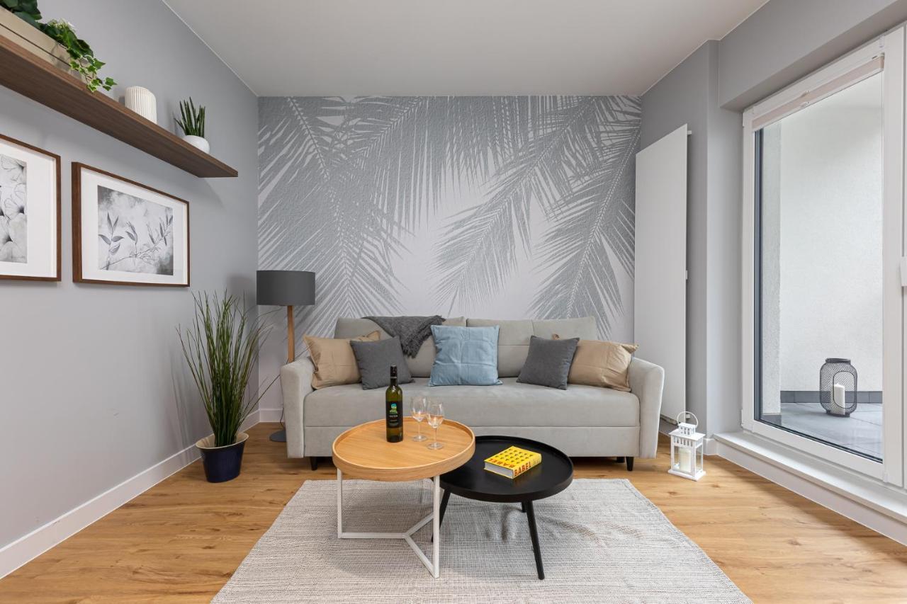 Ecru Luxurious Apartment In Port Praski With Balcony Wwa35 Варшава Екстериор снимка